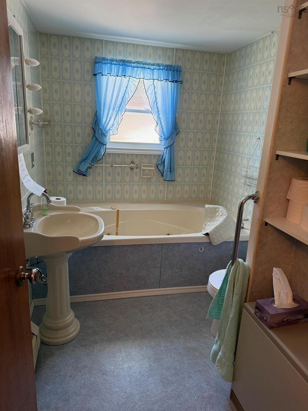 10208 Highway 3, Martins Brook, NS