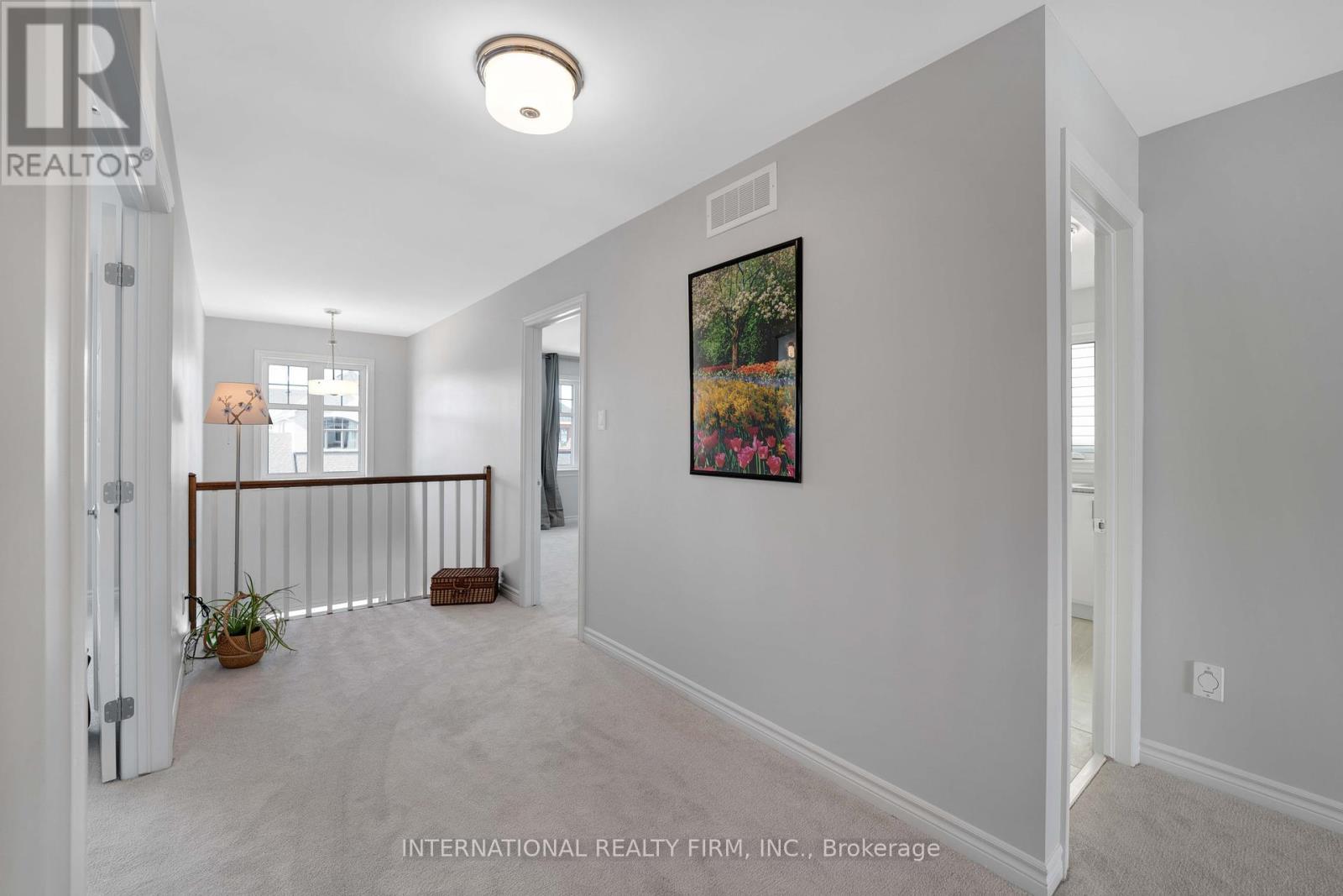 696 Moonflower Crescent N, Ottawa, ON - Indoor Photo Showing Other Room