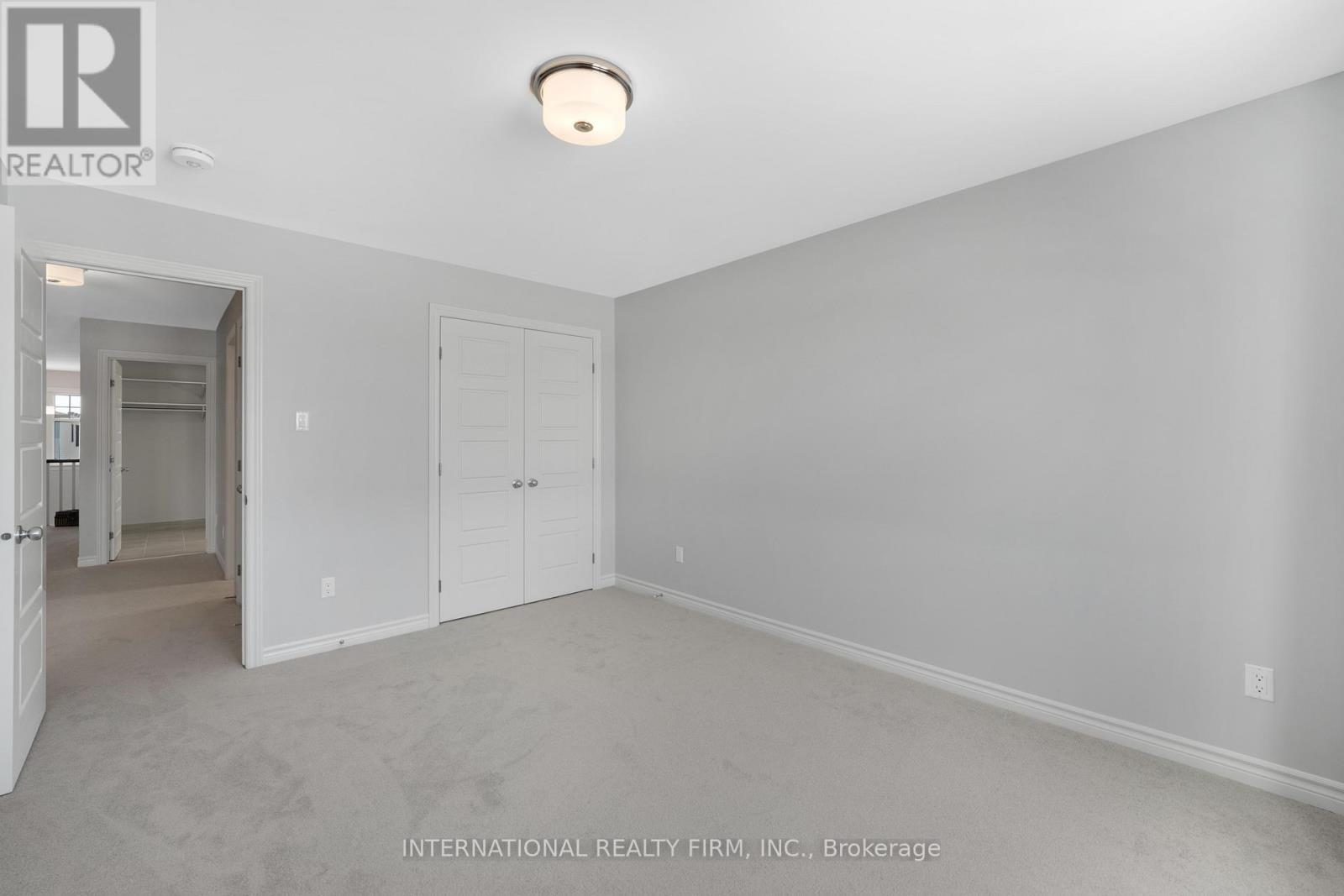 696 Moonflower Crescent N, Ottawa, ON - Indoor Photo Showing Other Room