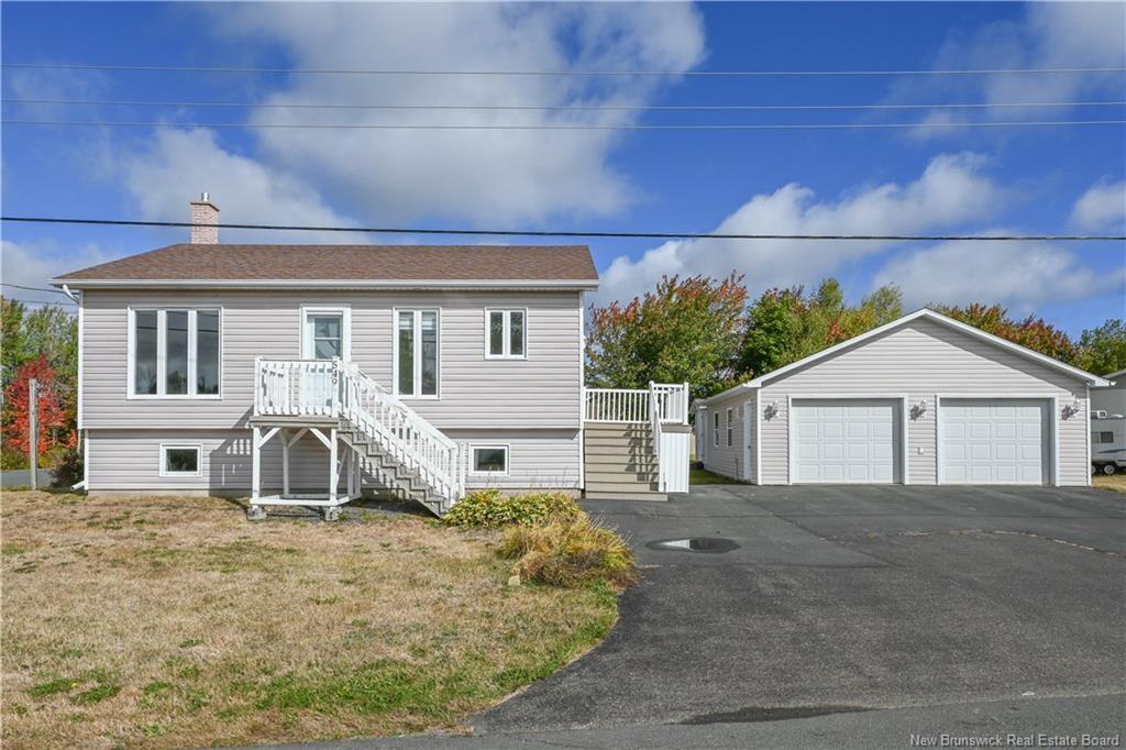 549 Rue Suzanne St, Tracadie, NB