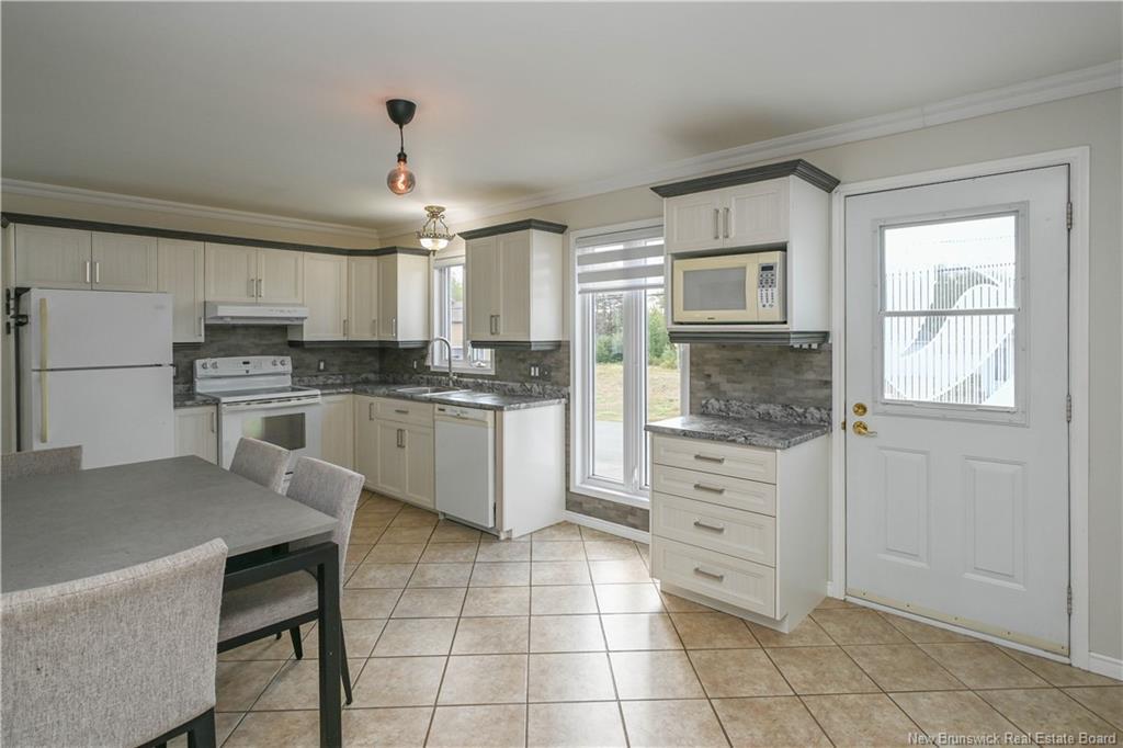 549 Rue Suzanne St, Tracadie, NB