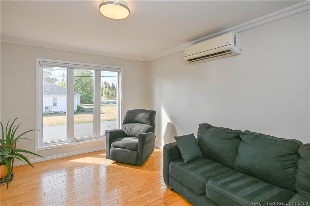 549 Rue Suzanne St, Tracadie, NB