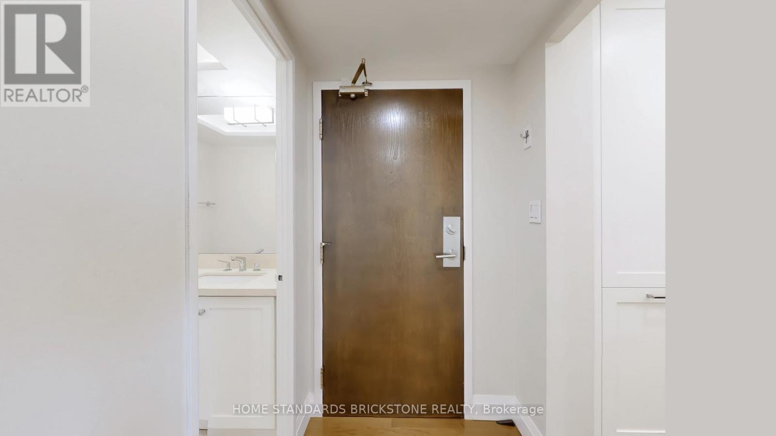 803 - 47 St Clair Avenue W, Toronto, ON - Indoor