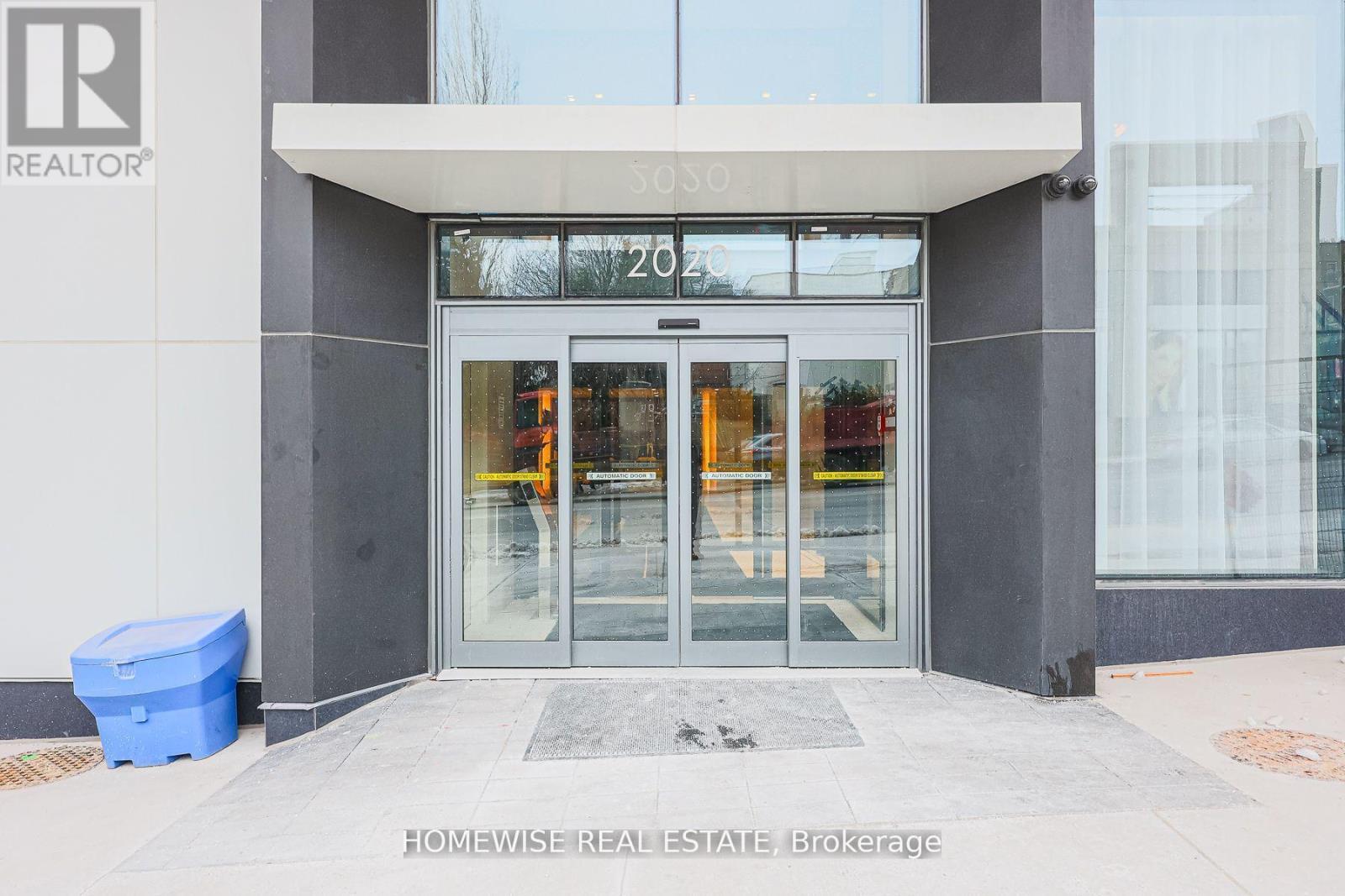 709 - 2020 Bathurst Street, Toronto, ON - Outdoor With Balcony With Exterior
