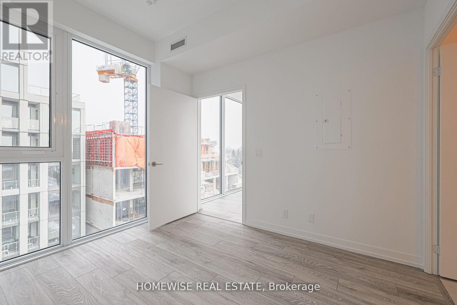 709 - 2020 Bathurst Street, Toronto, ON - Indoor Photo Showing Other Room