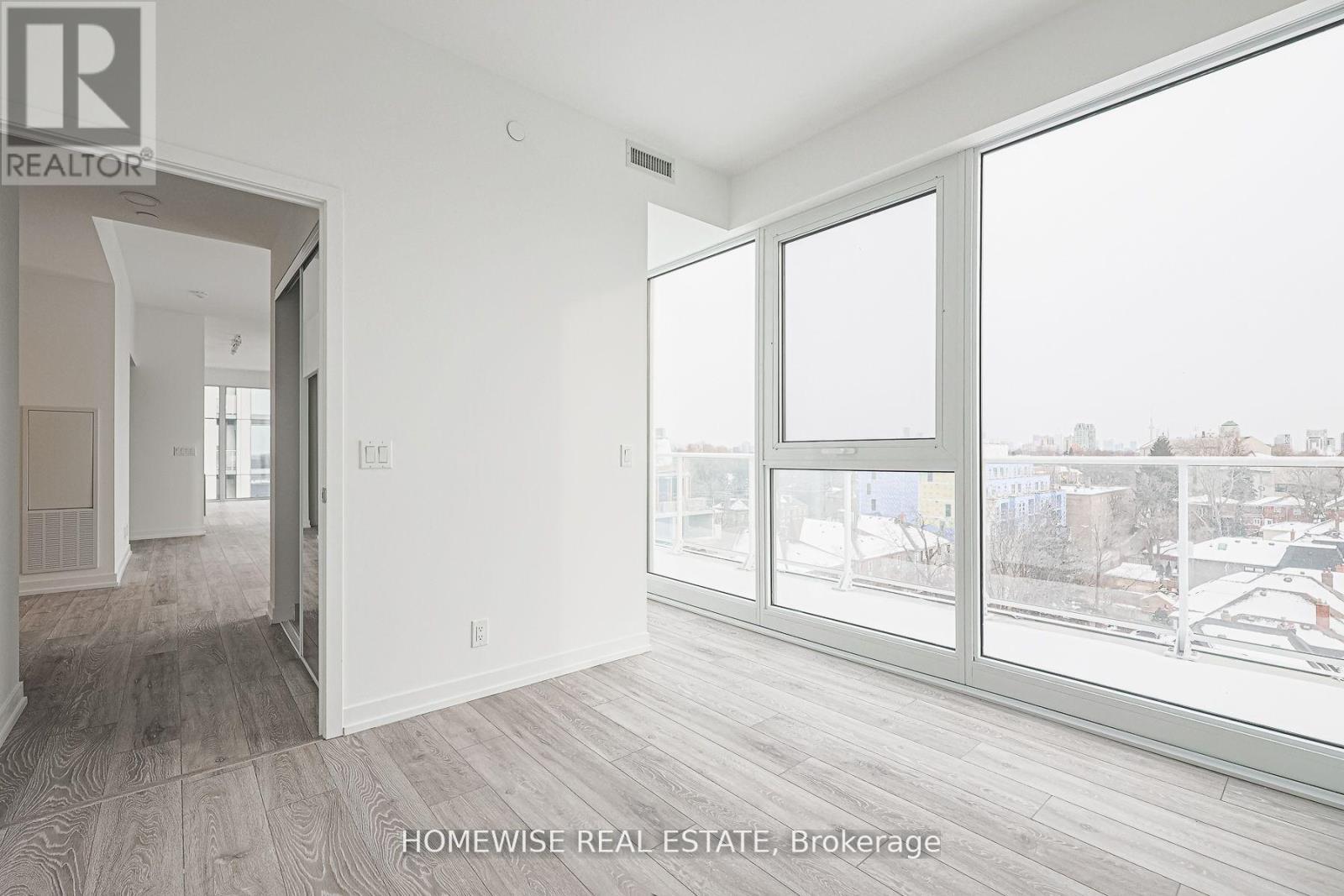 709 - 2020 Bathurst Street, Toronto, ON - Indoor Photo Showing Other Room