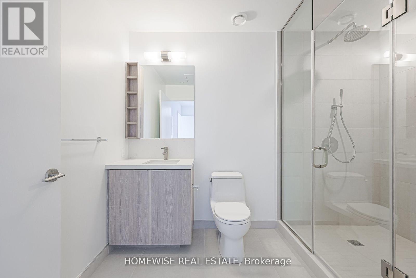 709 - 2020 Bathurst Street, Toronto, ON - Indoor Photo Showing Bathroom