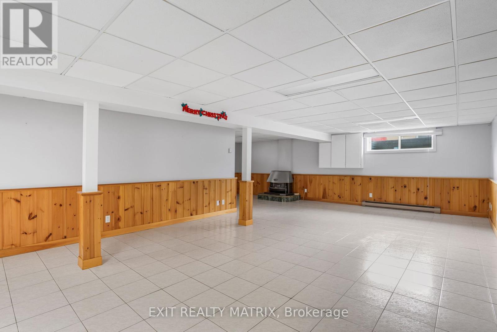 323 Longueuil Street, Champlain, ON - Indoor Photo Showing Other Room