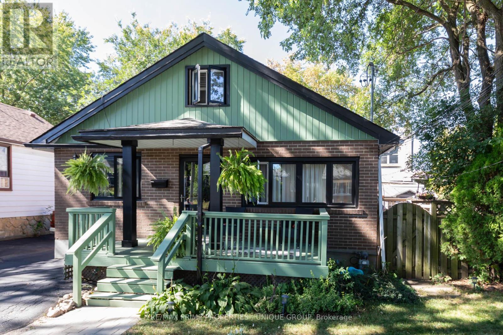 40 Jeavons Avenue, Toronto, ON - Outdoor