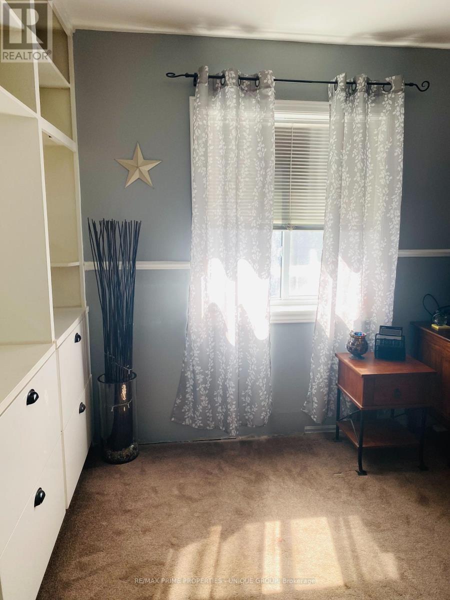 40 Jeavons Avenue, Toronto, ON - Indoor