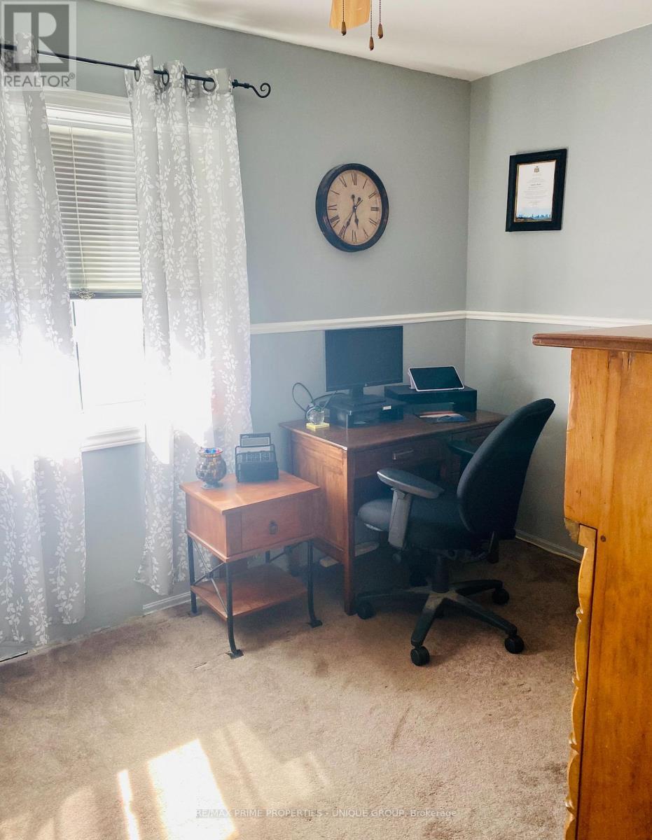 40 Jeavons Avenue, Toronto, ON - Indoor Photo Showing Office