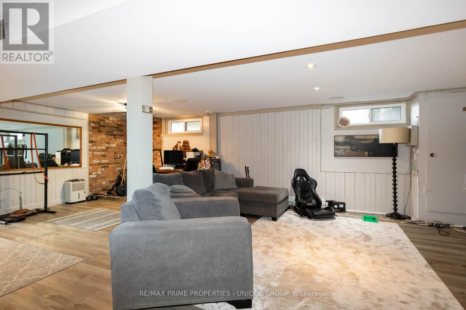 40 Jeavons Avenue, Toronto, ON - Indoor