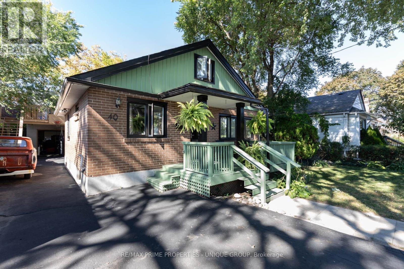 40 Jeavons Avenue, Toronto, ON - Outdoor