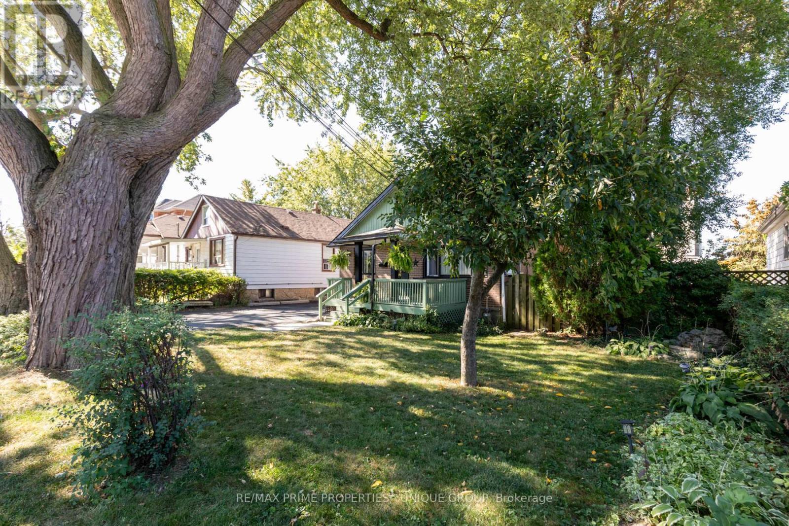 40 Jeavons Avenue, Toronto, ON - Outdoor