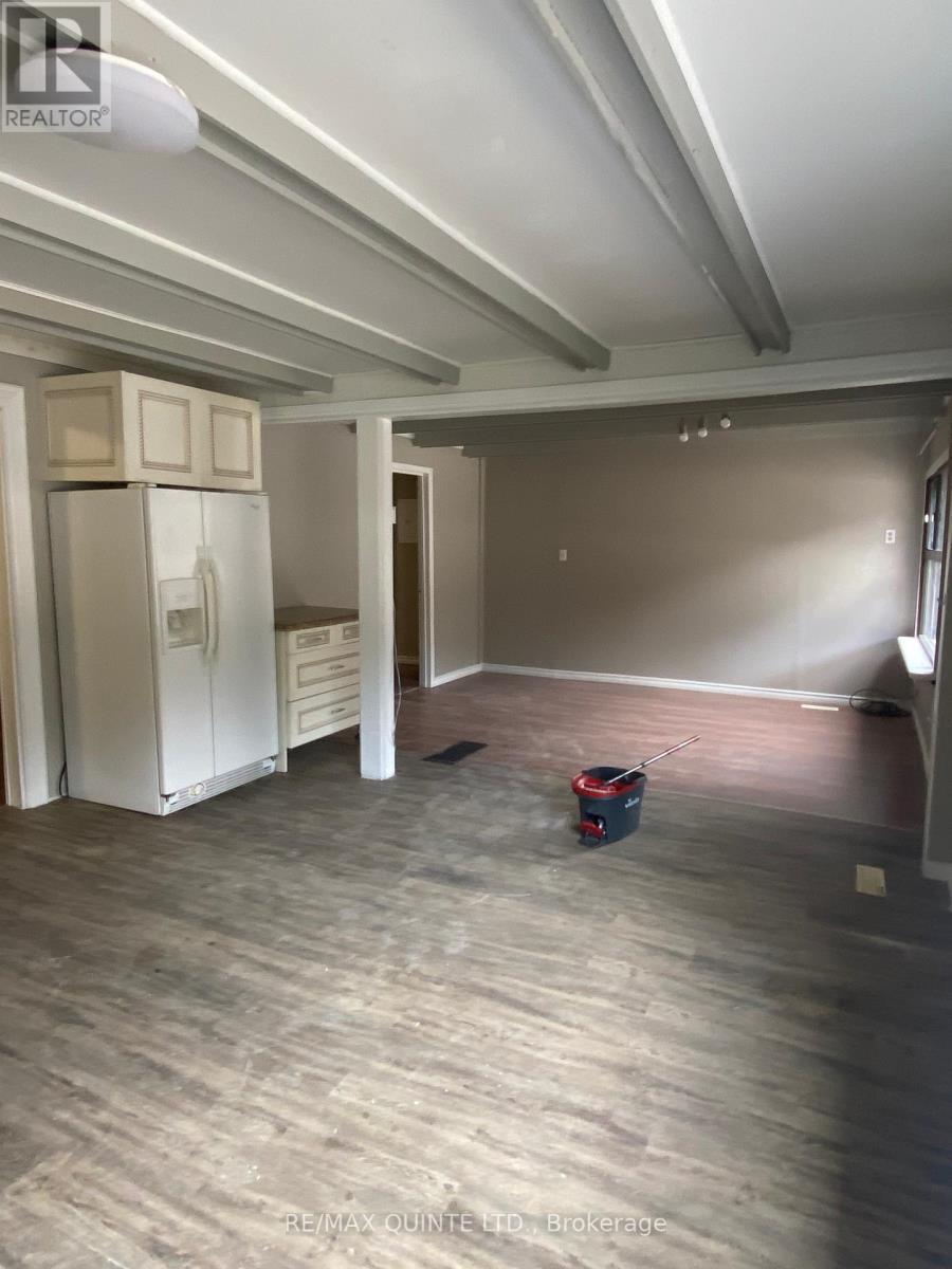 Tenant Unit - 109006 Hwy 7 Highway, Tweed (Elzevir (Twp)), ON - Indoor