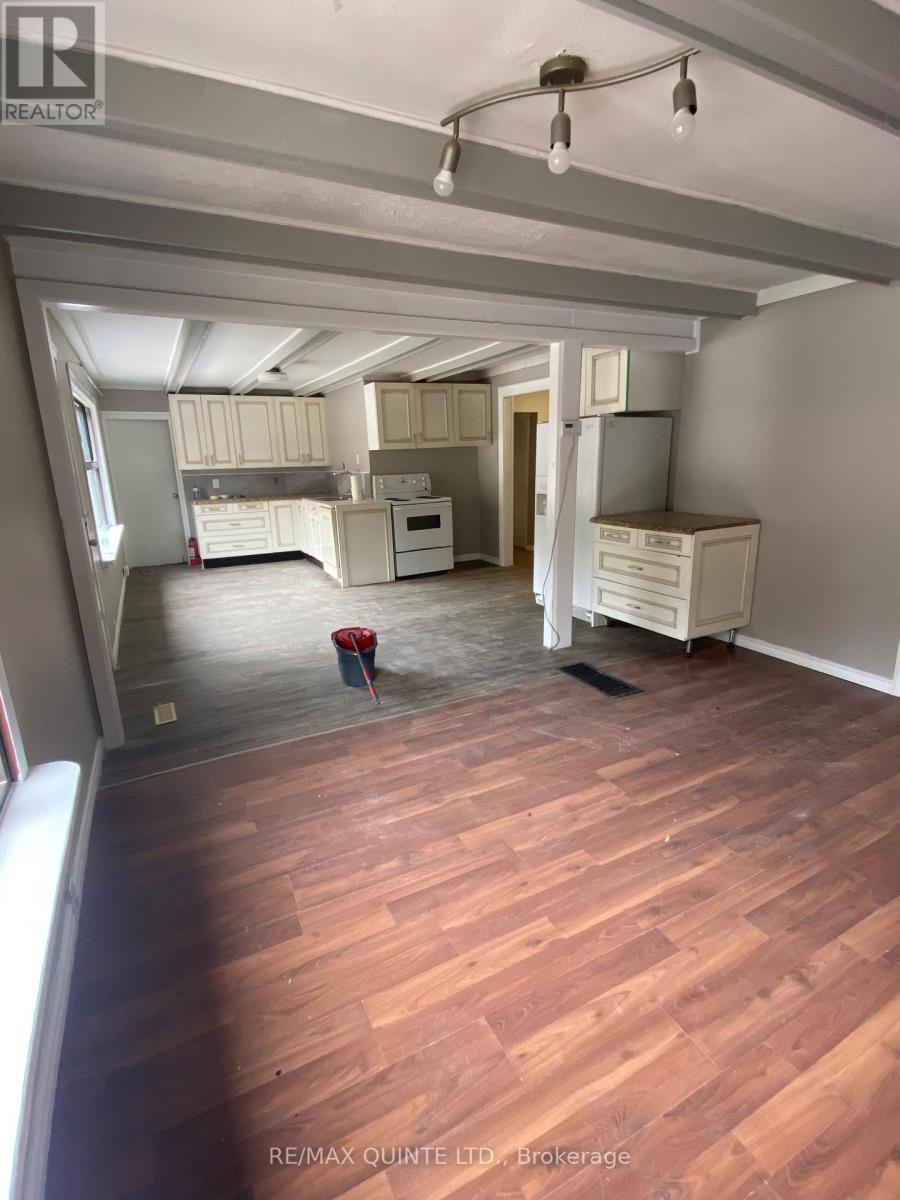 Tenant Unit - 109006 Hwy 7 Highway, Tweed (Elzevir (Twp)), ON - Indoor Photo Showing Garage