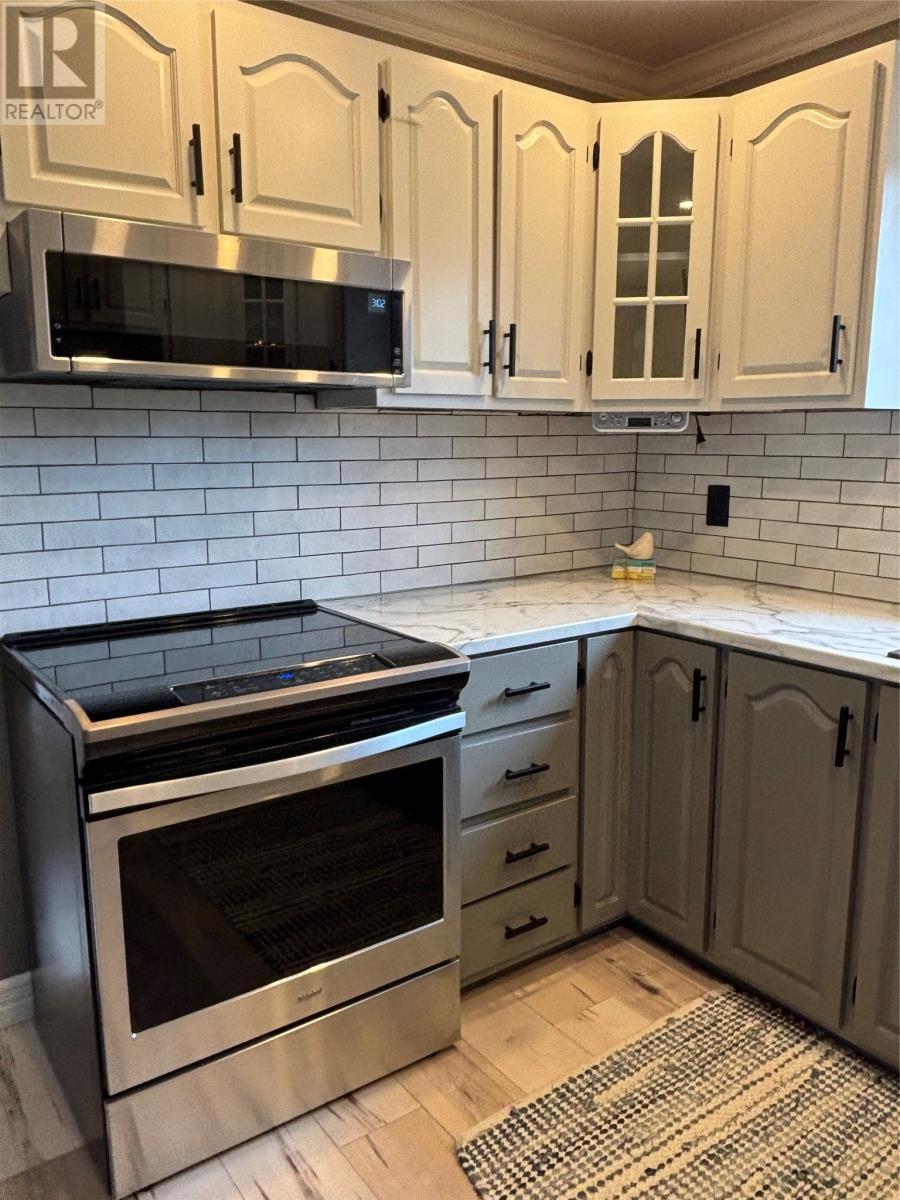 59-61 Birchcliff Drive, Salmon Cove, NL - Indoor Photo Showing Kitchen