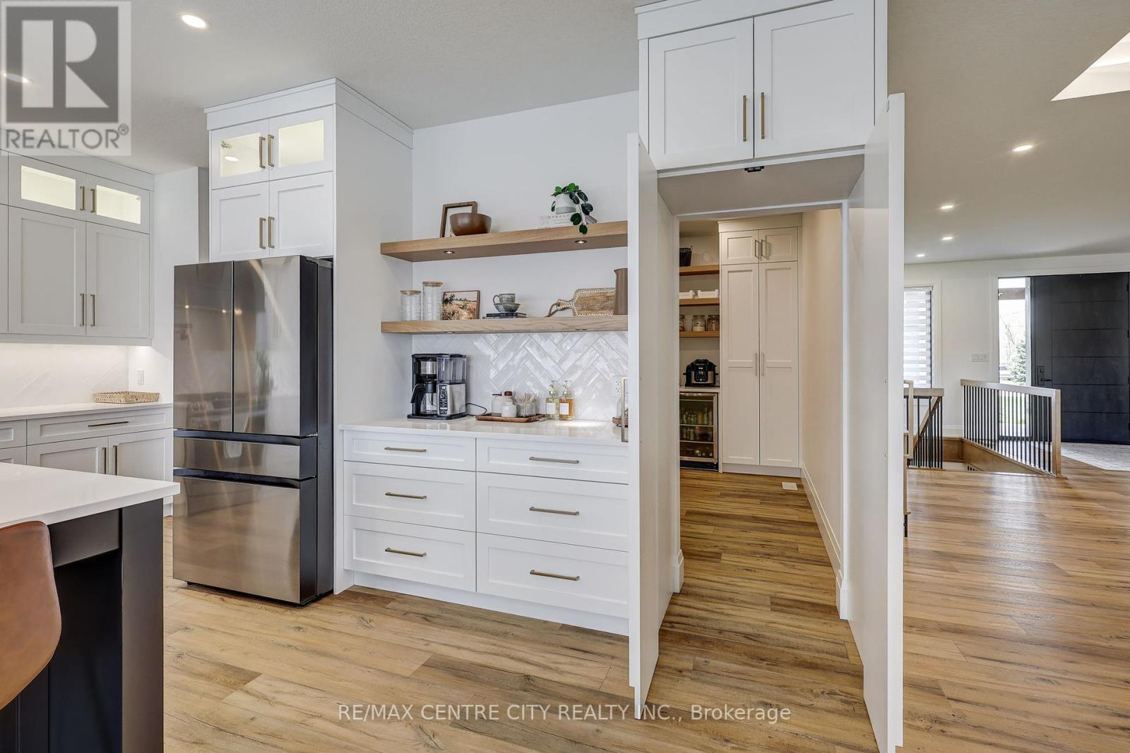 10580 Culloden Road, Bayham, ON - Indoor Photo Showing Kitchen With Upgraded Kitchen