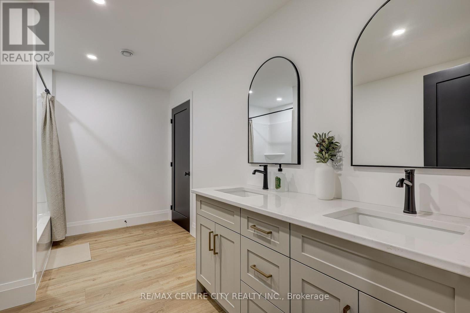 10580 Culloden Road, Bayham, ON - Indoor Photo Showing Bathroom
