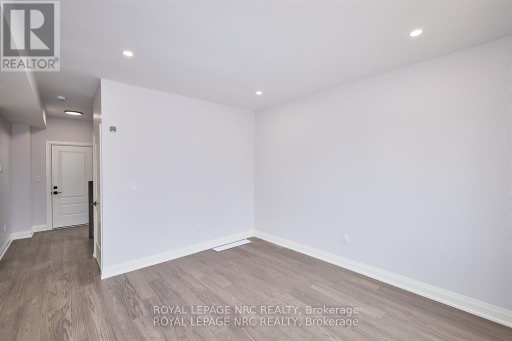 149 Hodgkins Avenue, Thorold (Allanburg/Thorold South), ON - Indoor Photo Showing Other Room