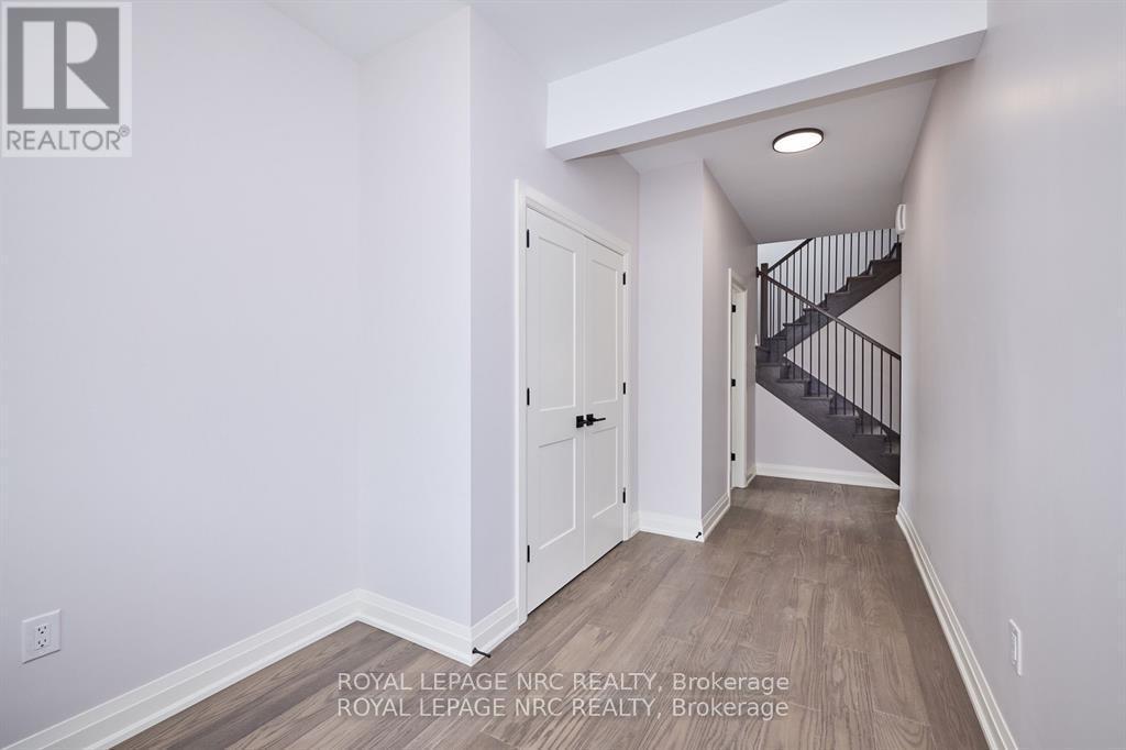 149 Hodgkins Avenue, Thorold (Allanburg/Thorold South), ON - Indoor Photo Showing Other Room