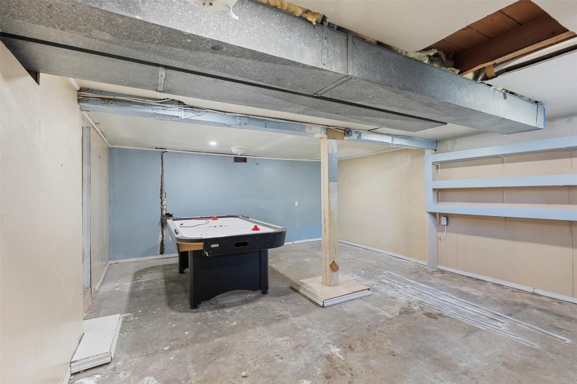 976 Dominion Street, Kamloops, BC - Indoor