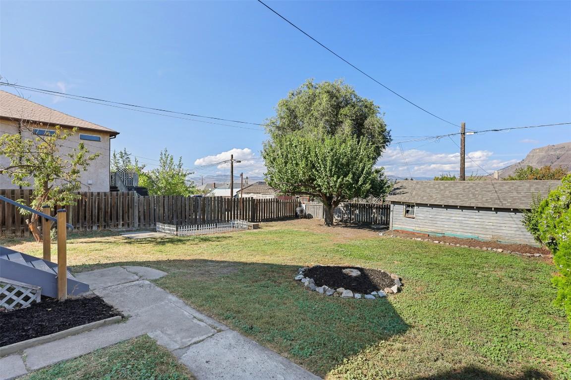 976 Dominion Street, Kamloops, BC - Outdoor