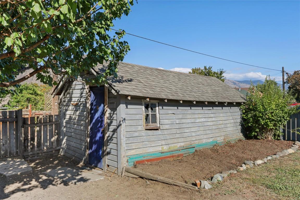 976 Dominion Street, Kamloops, BC - Outdoor