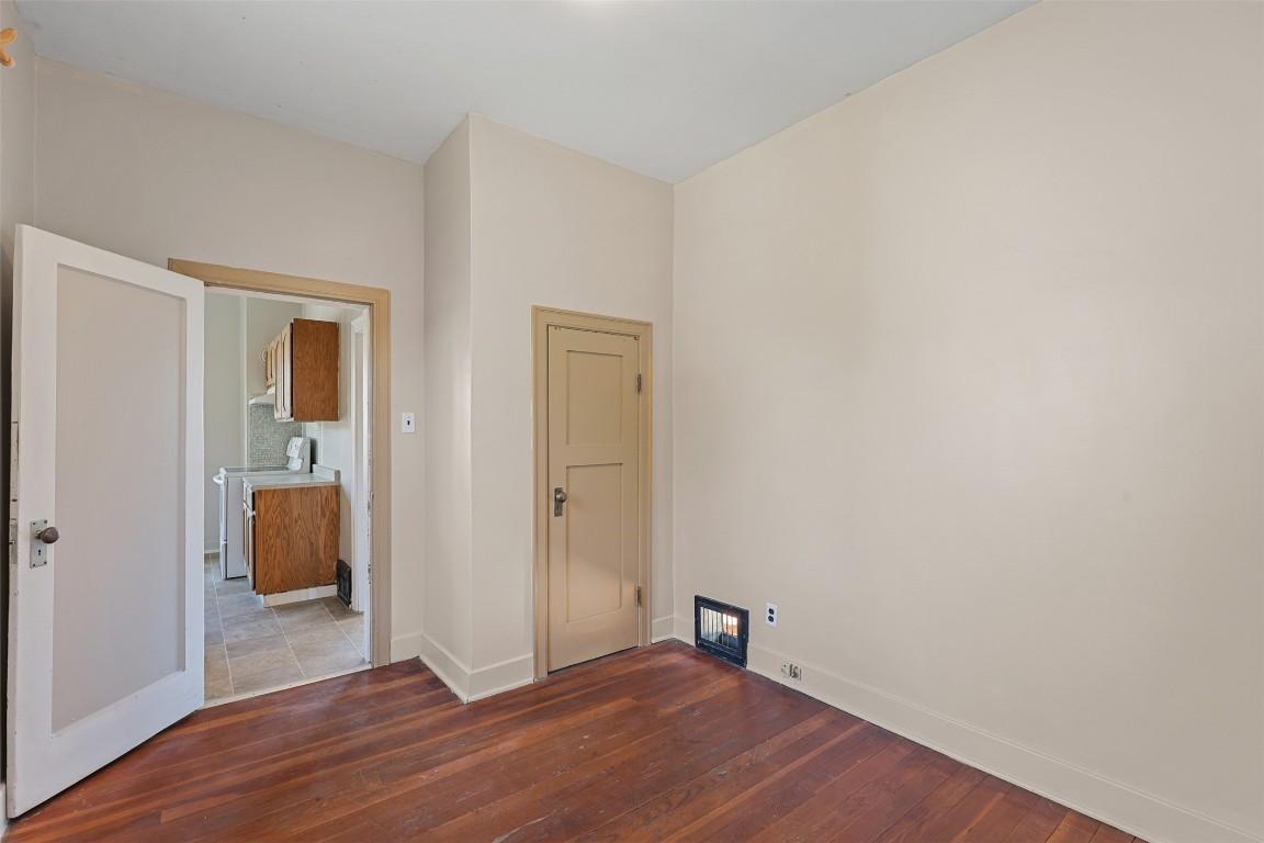 976 Dominion Street, Kamloops, BC - Indoor Photo Showing Other Room