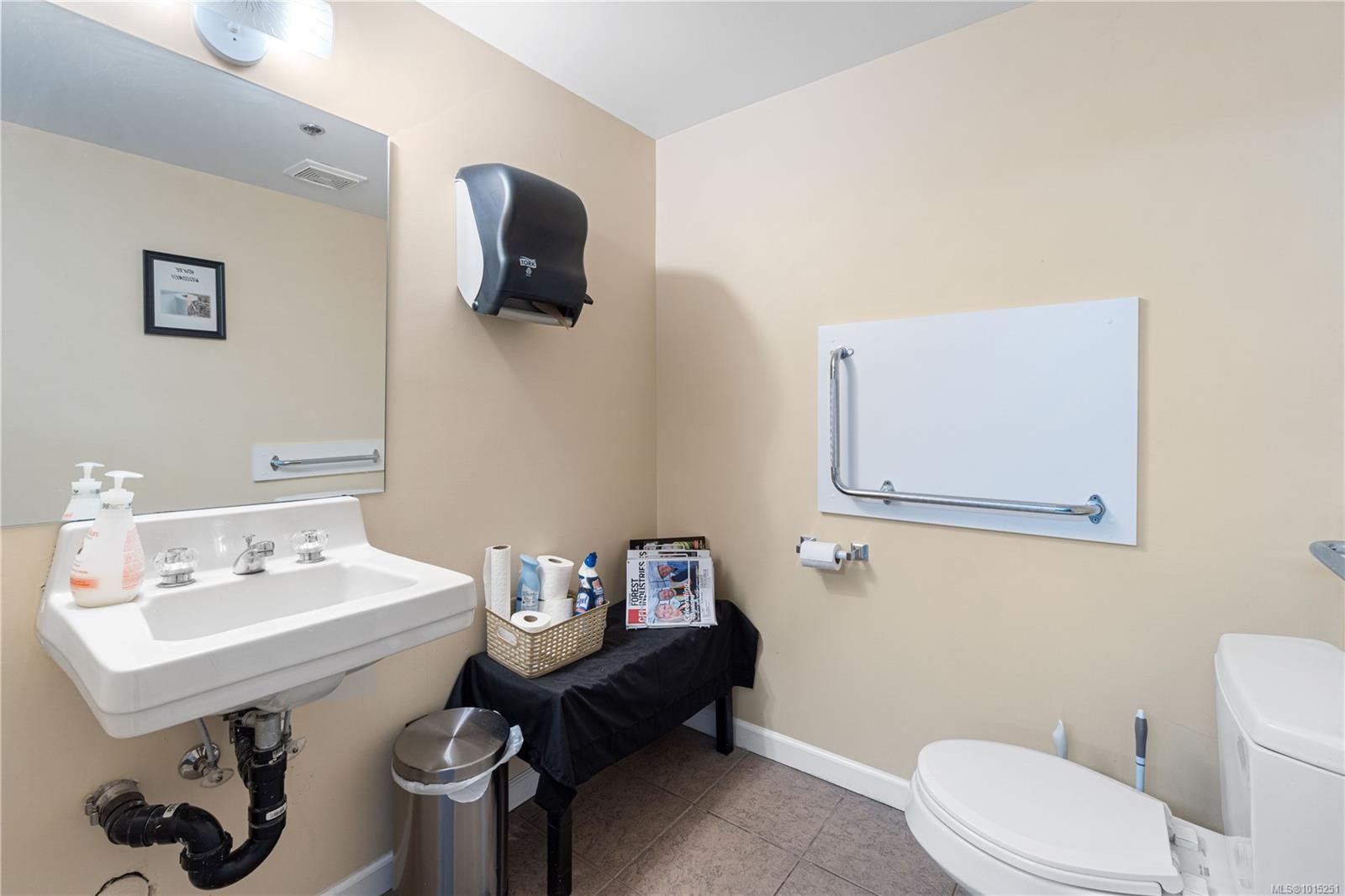 2-180 2Nd Ave West, Qualicum Beach, BC