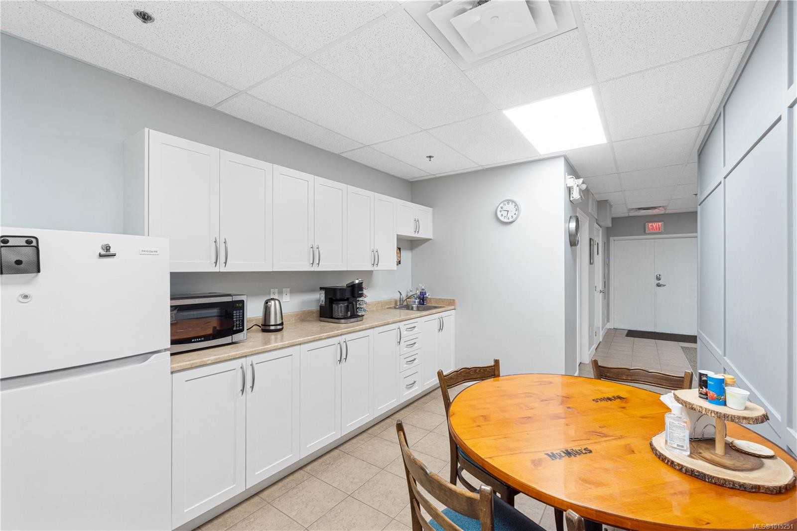 2-180 2Nd Ave West, Qualicum Beach, BC