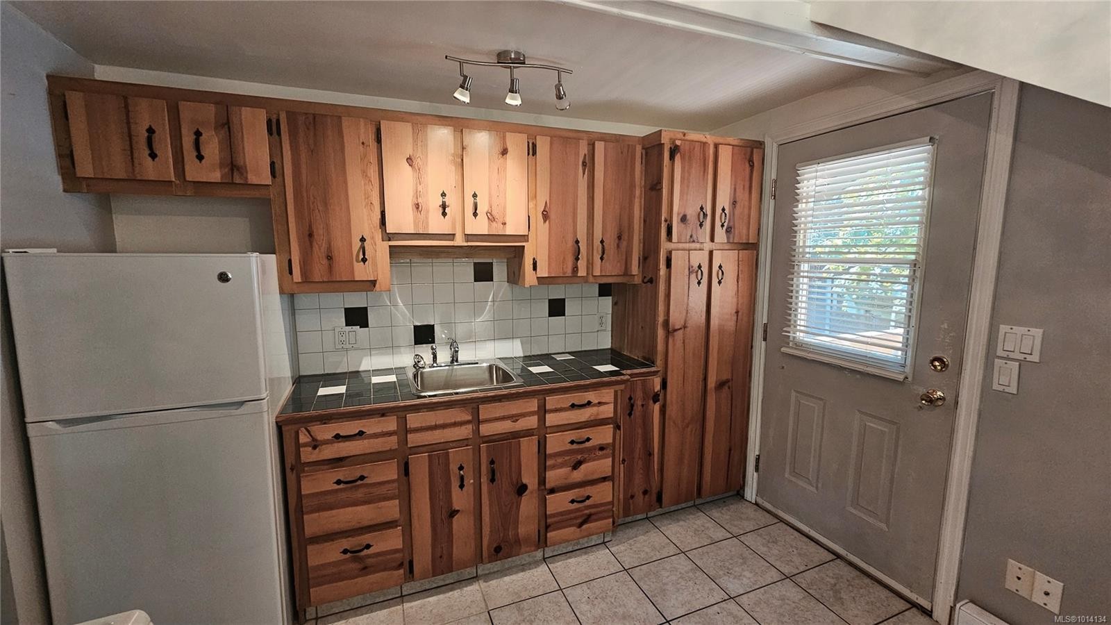 5162 Sooke Rd, Sooke, BC