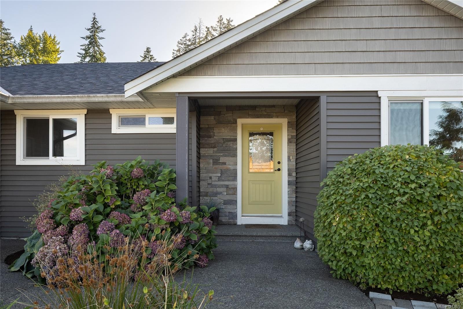 2065 Morello Pl, Courtenay, BC