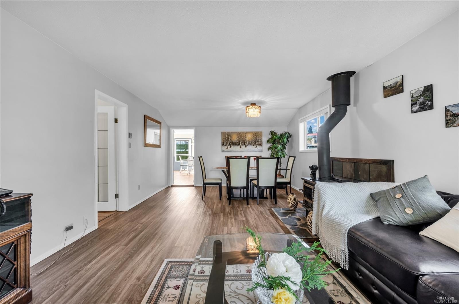 3740 South Oyster School Rd, Saltair, BC