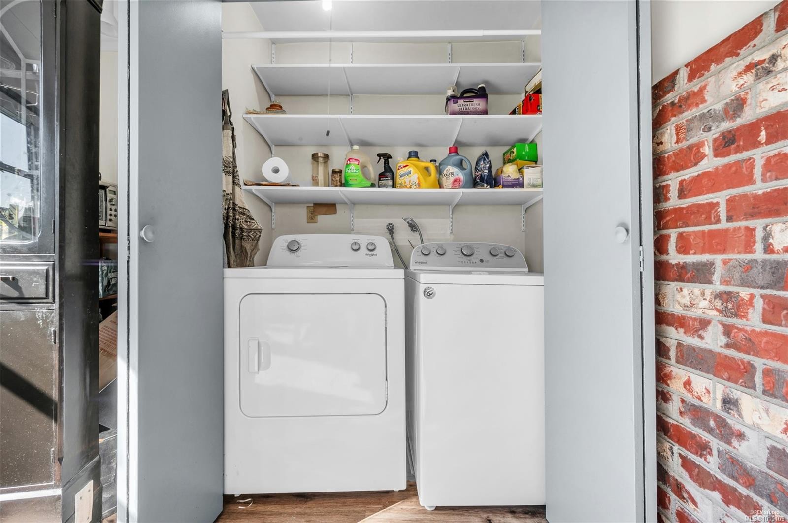 3740 South Oyster School Rd, Saltair, BC