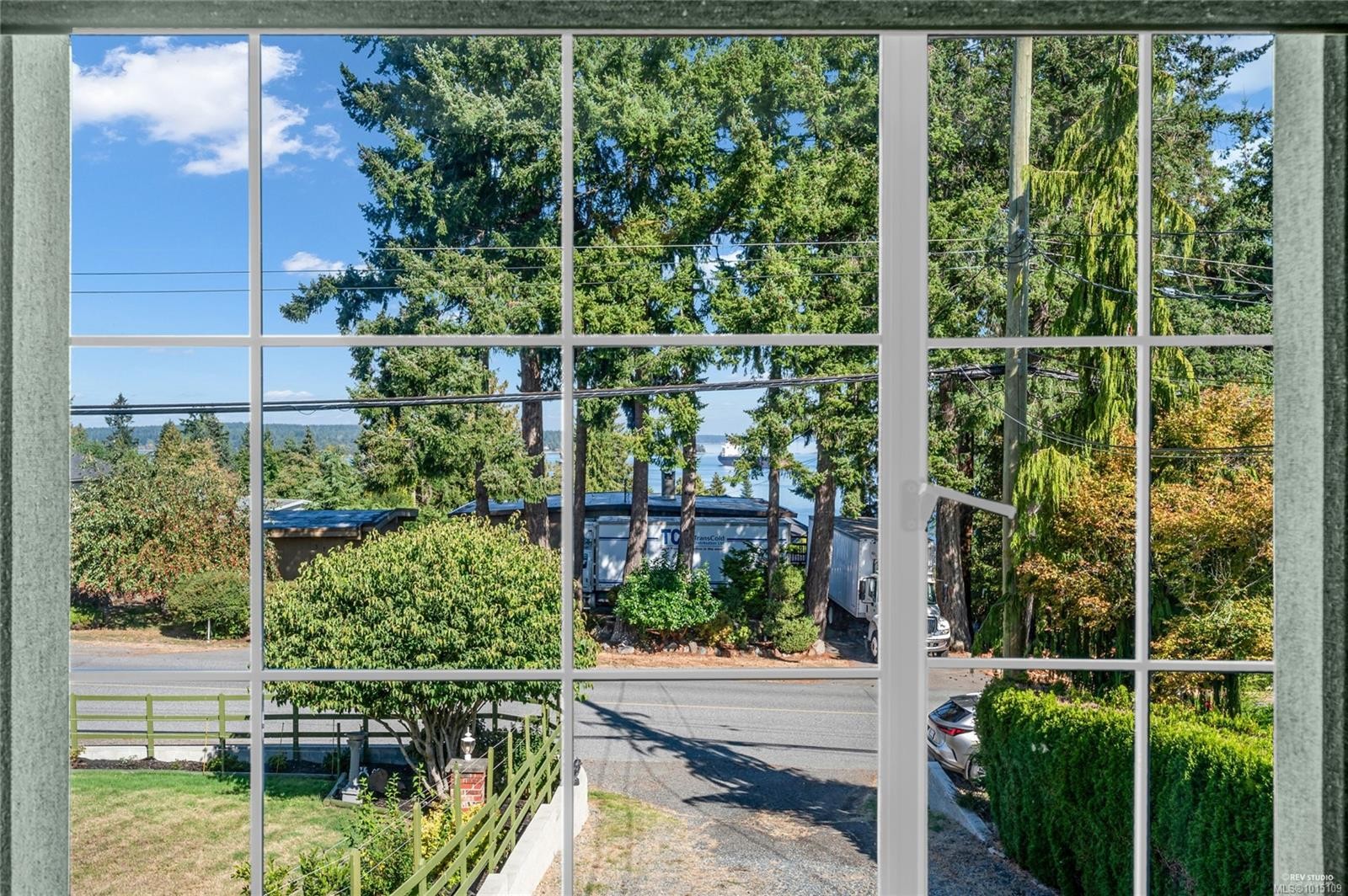 3740 South Oyster School Rd, Saltair, BC