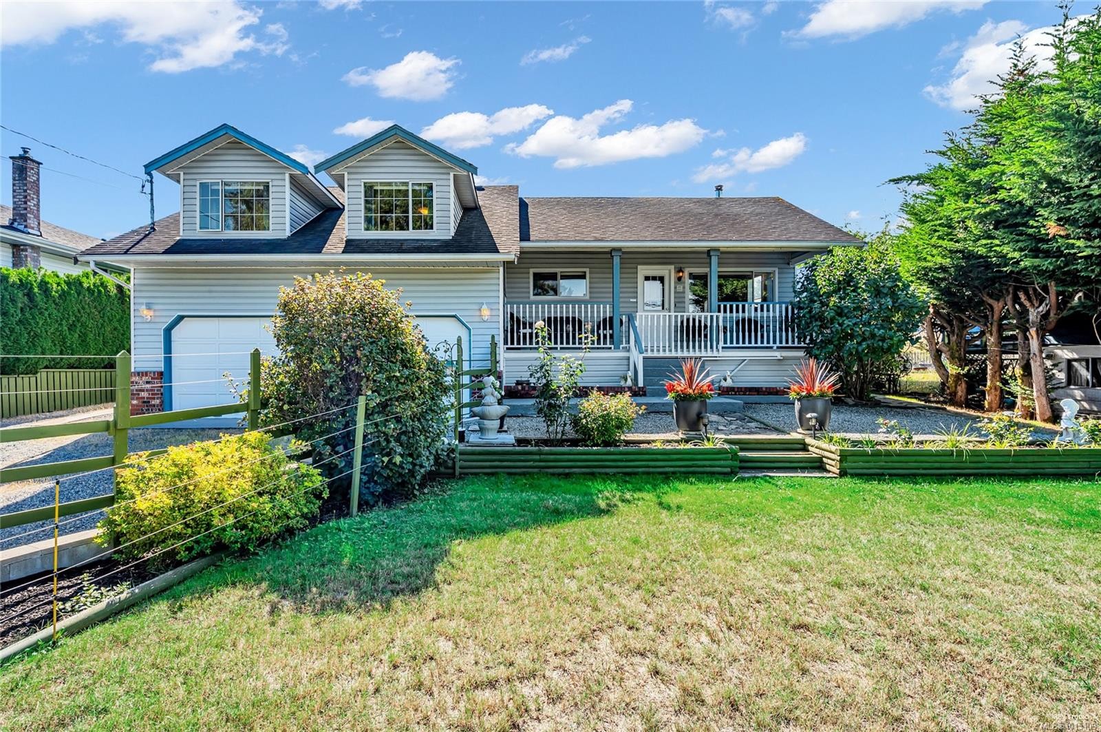 3740 South Oyster School Rd, Saltair, BC