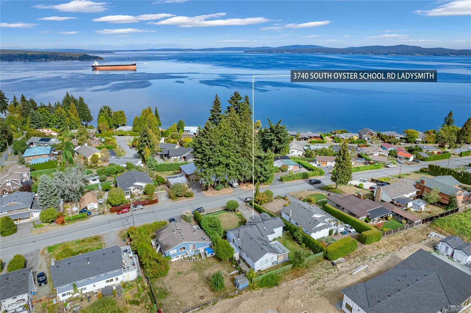 3740 South Oyster School Rd, Saltair, BC