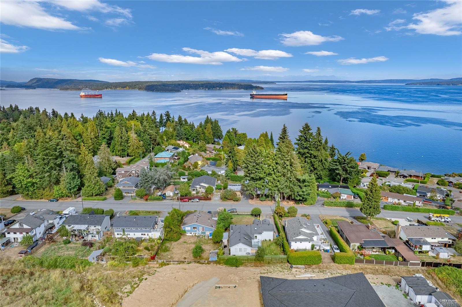 3740 South Oyster School Rd, Saltair, BC