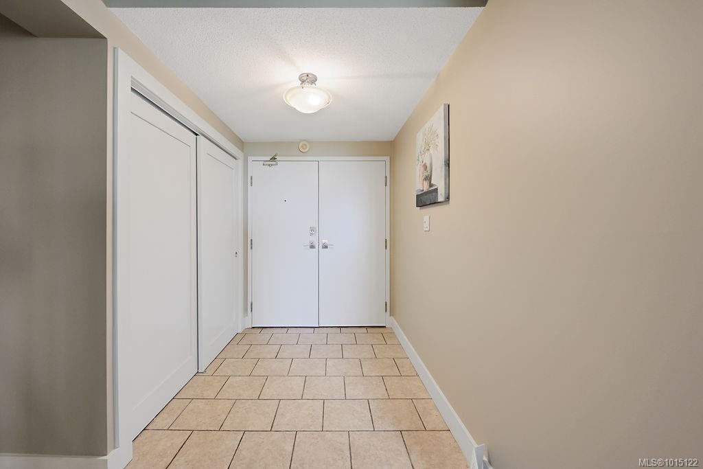 405-1033 Belmont Ave, Victoria, BC - Indoor Photo Showing Other Room
