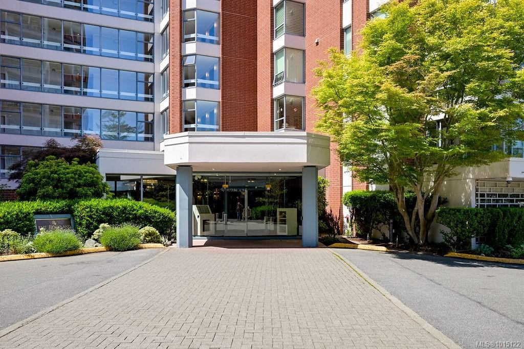 405-1033 Belmont Ave, Victoria, BC - Outdoor