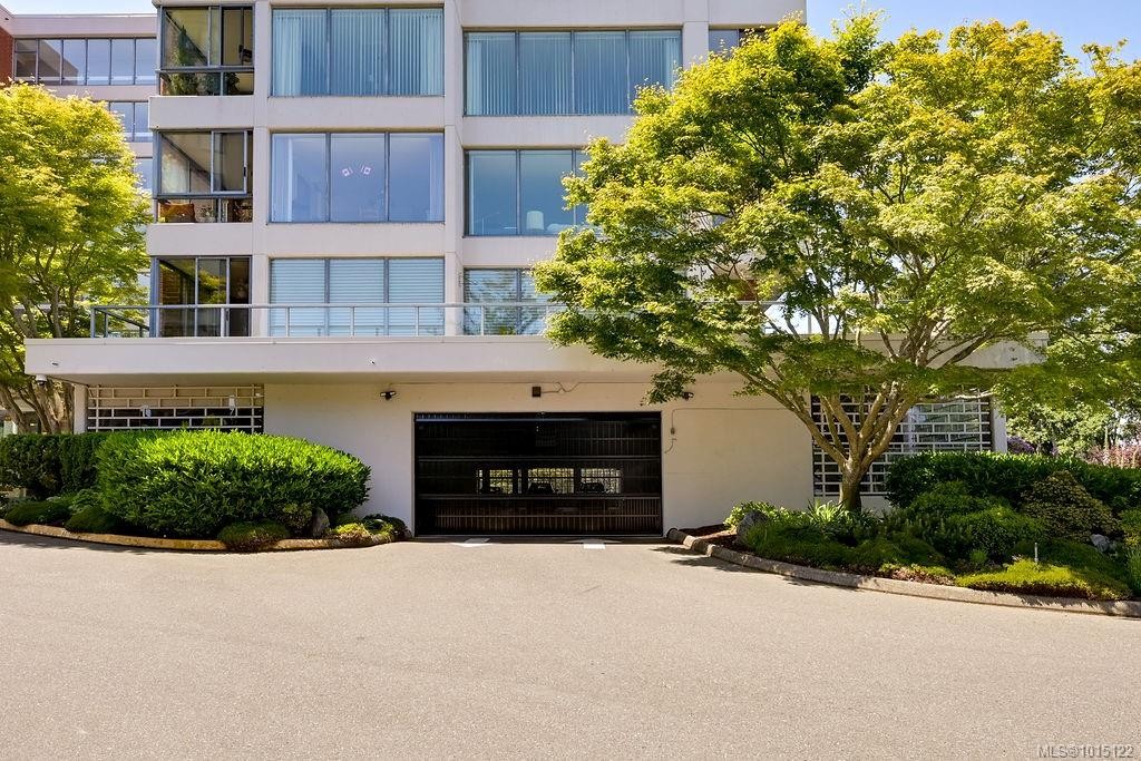 405-1033 Belmont Ave, Victoria, BC - Outdoor