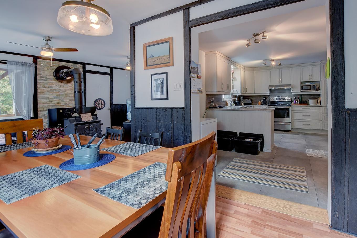 Vue d'ensemble - 4455 Rue Leclerc, Sainte-Julienne, QC - Indoor Photo Showing Dining Room