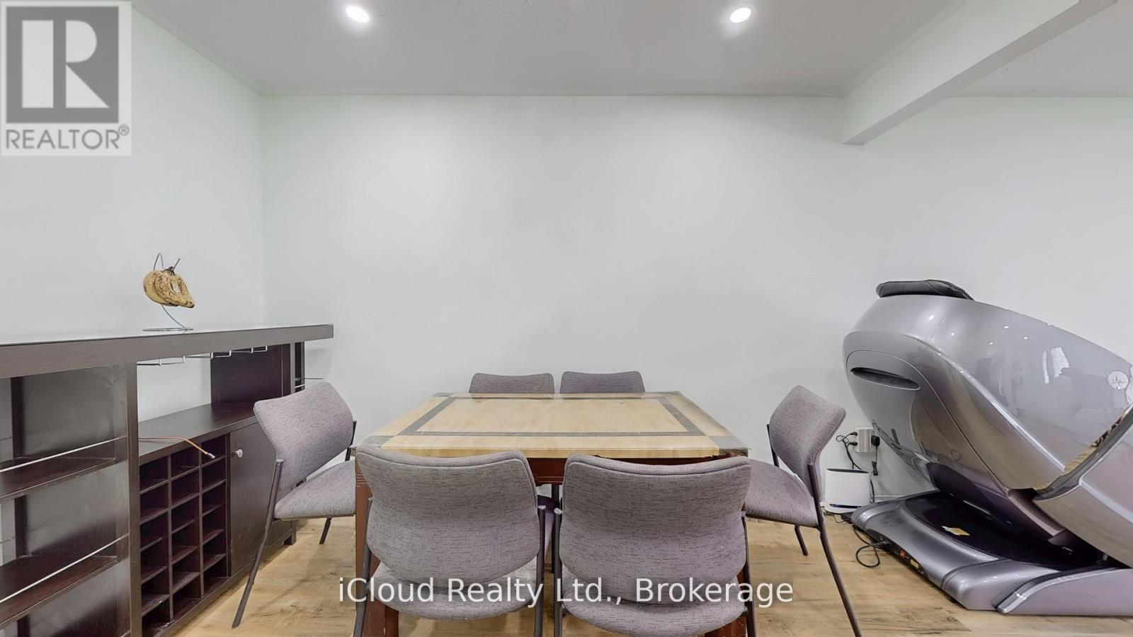 19 Flamingo Crescent, Brampton, ON - Indoor