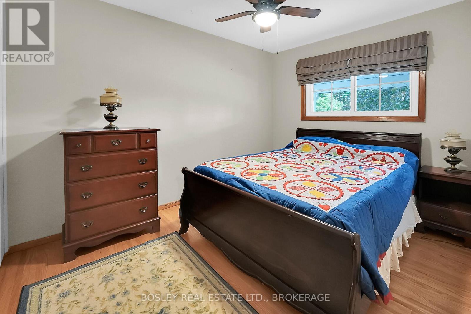 25 Lawrence Drive, Thorold (Confederation Heights), ON - Indoor Photo Showing Bedroom