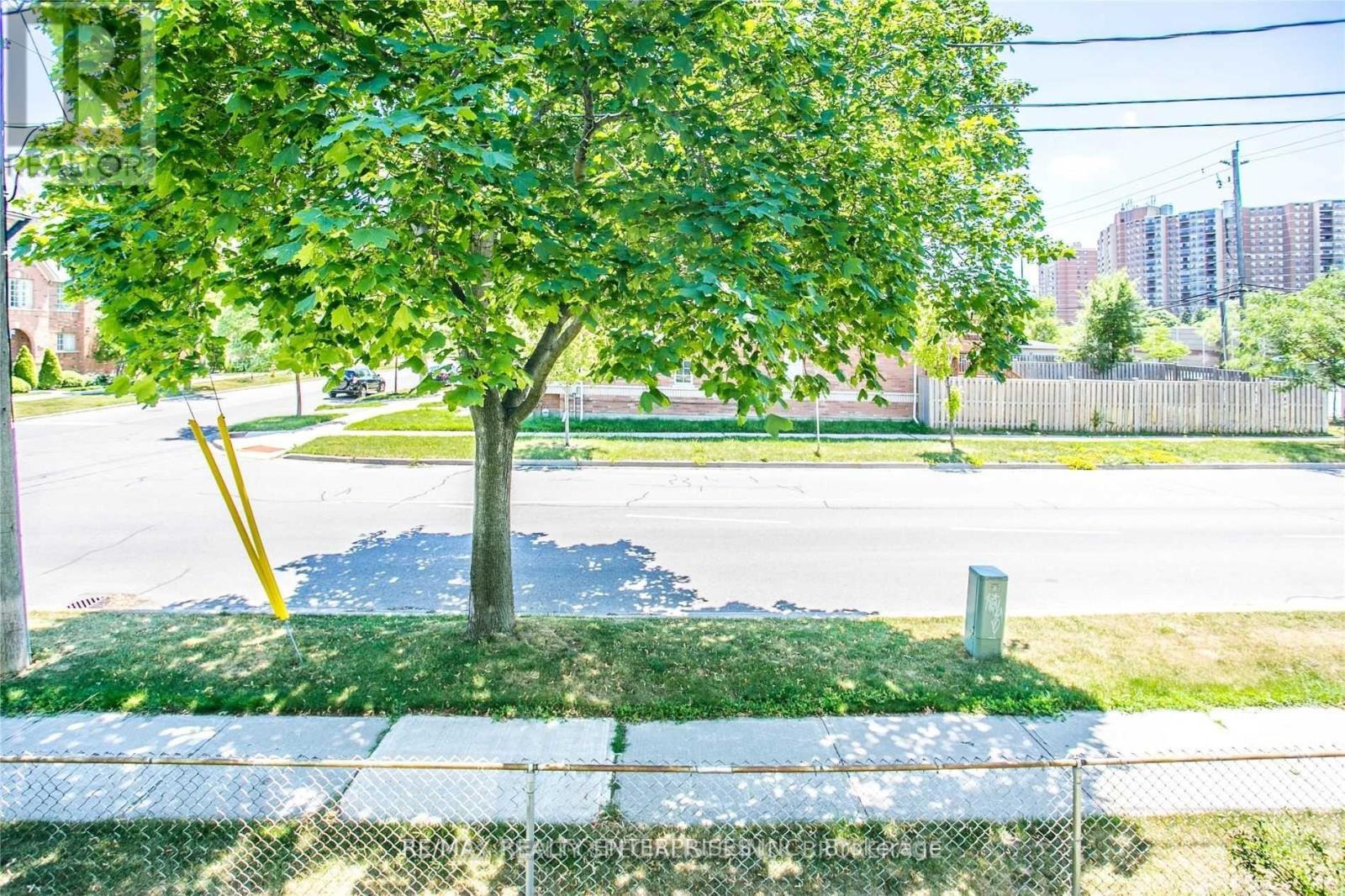 54 Rabbit Lane, Toronto, ON - Outdoor