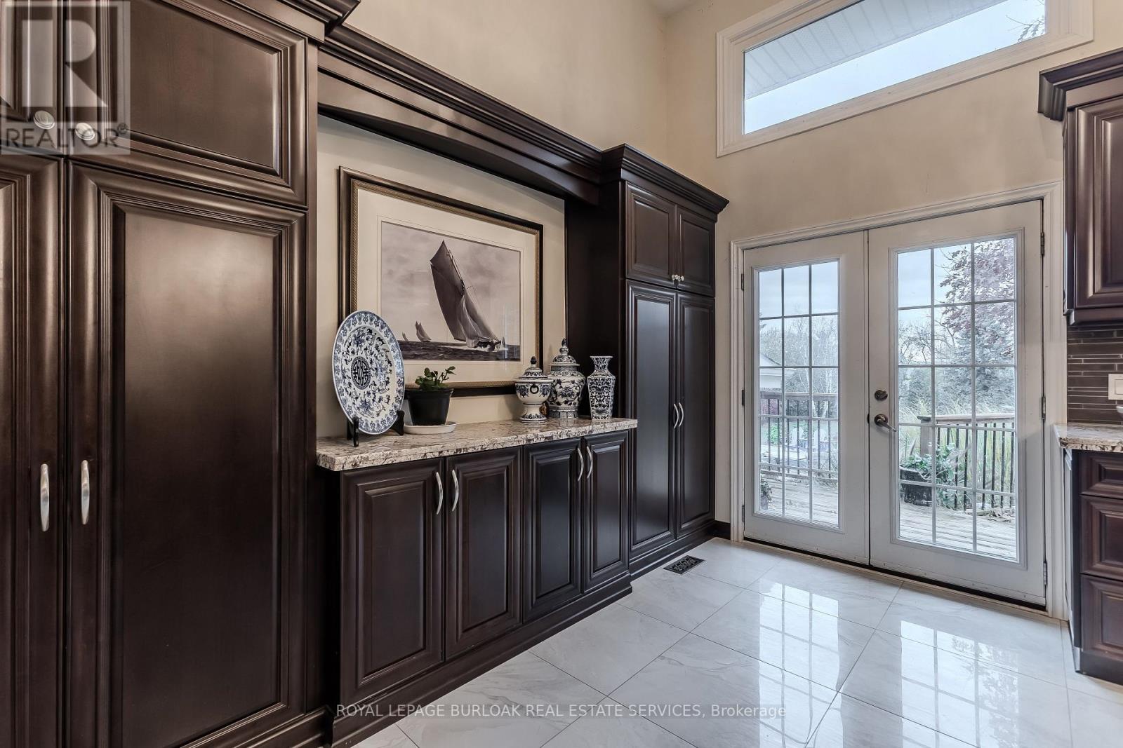 112 Hillcrest Avenue, Hamilton, ON - Indoor Photo Showing Other Room