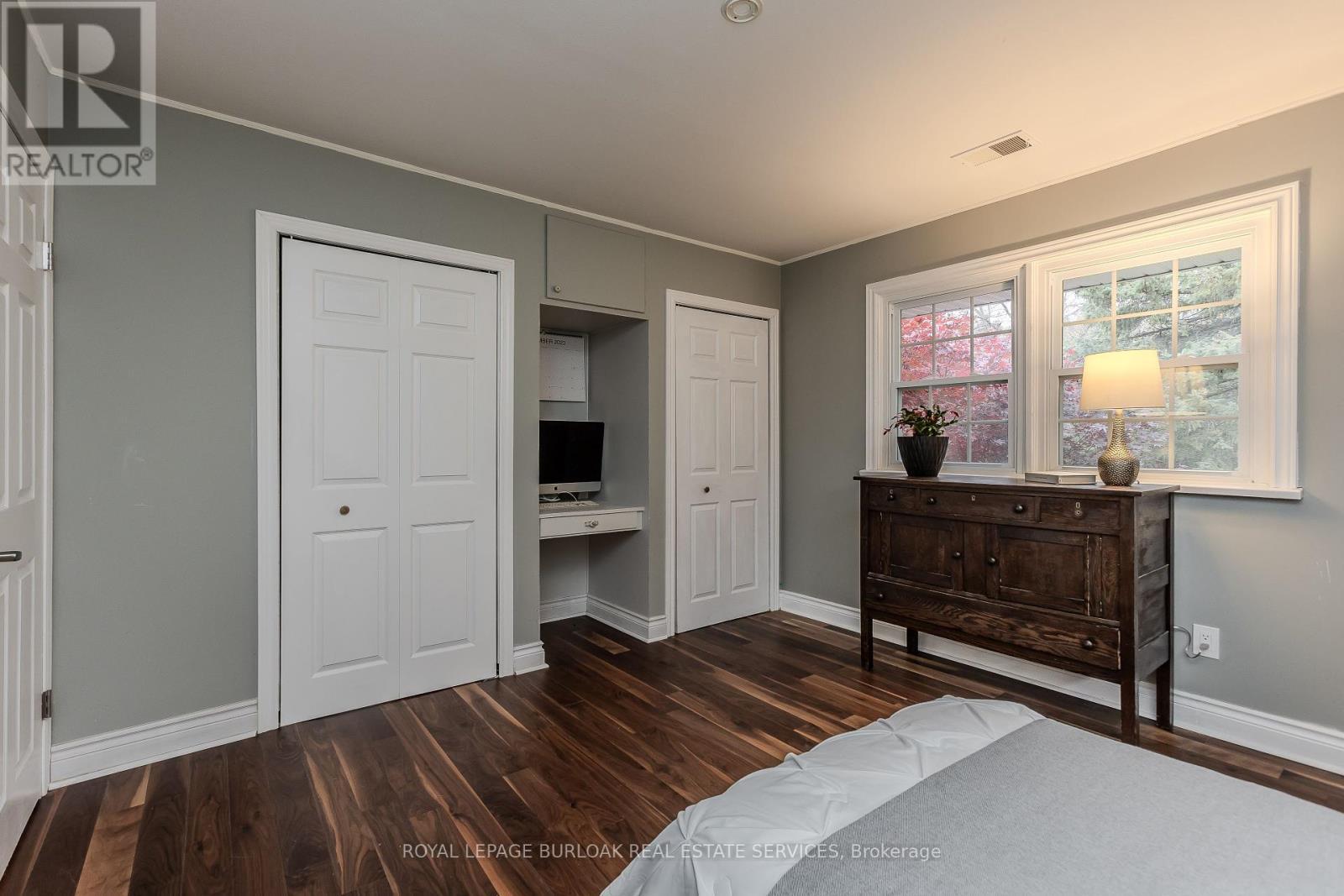 112 Hillcrest Avenue, Hamilton, ON - Indoor Photo Showing Bedroom