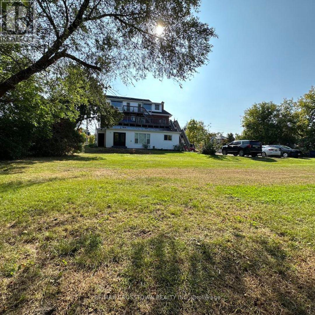 822 Ward Street, Selwyn, ON