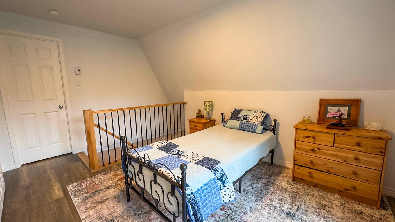 Office - 130 Ch. Danis, Grenville-Sur-La-Rouge, QC - Indoor Photo Showing Bedroom